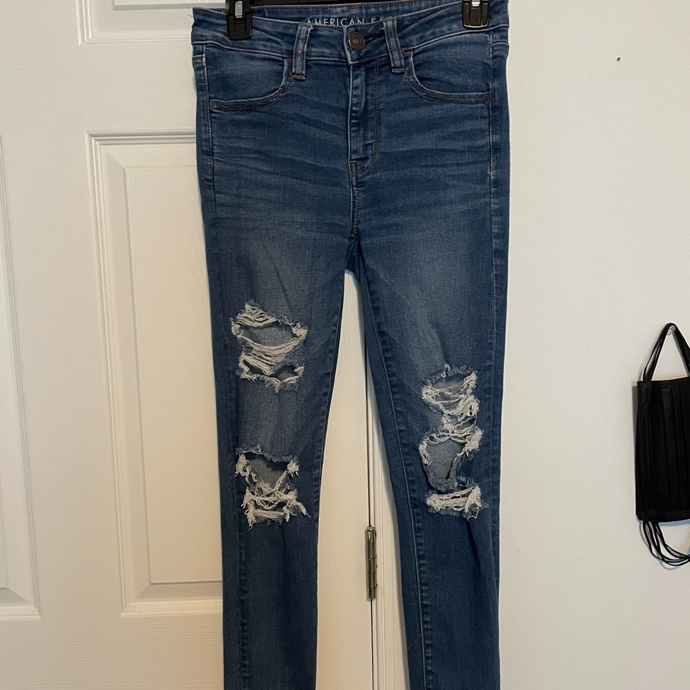 ripped skinny jeans